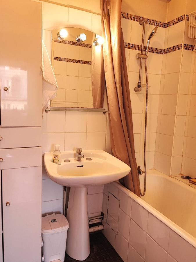 Studio Cosy Et Spacieux Avec Emplacement Ideal Paris Extérieur photo