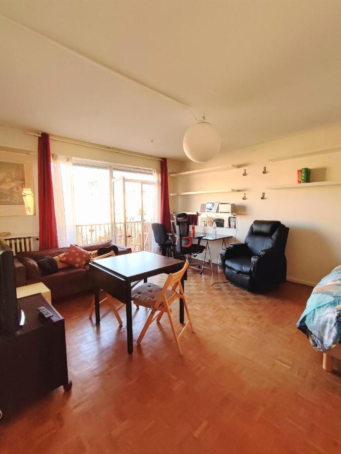 Studio Cosy Et Spacieux Avec Emplacement Ideal Paris Extérieur photo